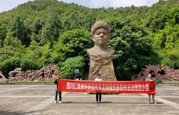 ���Ѹ����������_չ�tɫ���� ¦�ʸ�֧���hС�M�_չ�M�����